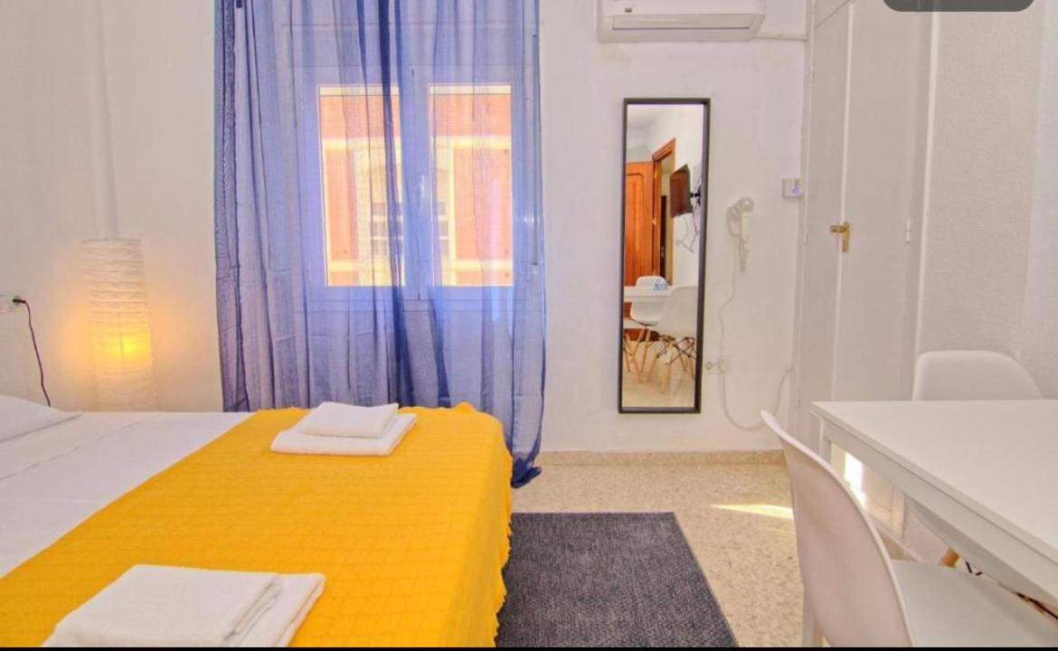 Guest House Mota Malaga Zewnętrze zdjęcie