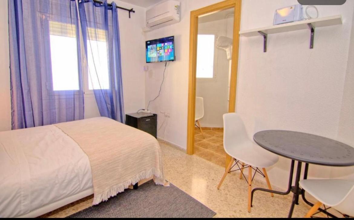 Guest House Mota Malaga Zewnętrze zdjęcie